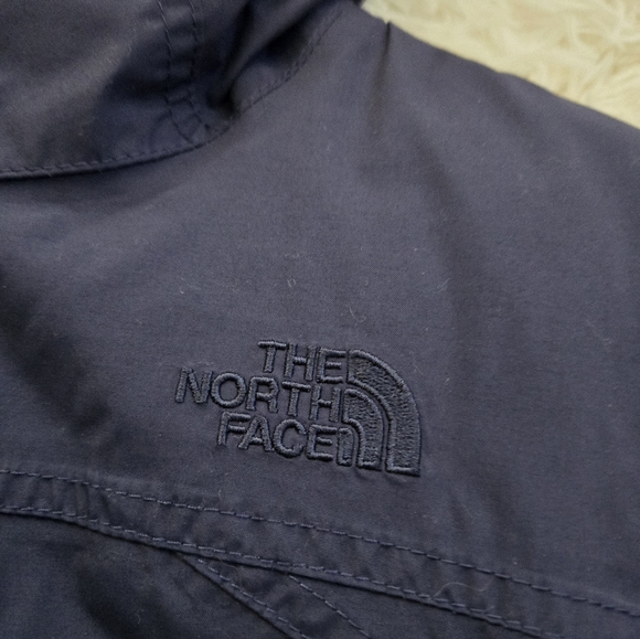 The North Face Women's Belted Hooded Down Puffer Jacket Blue Size M Winter Coat - Picture 5 of 14